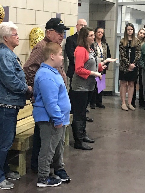 Mrs. Davis and family of Beth Cummings