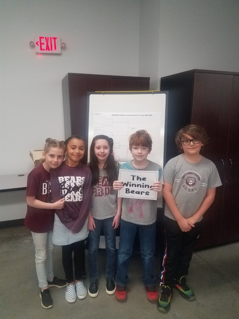 Reagan Brown, Elarose Luttrell, Avery Palmer, Justin Dale and Jensen Cooper